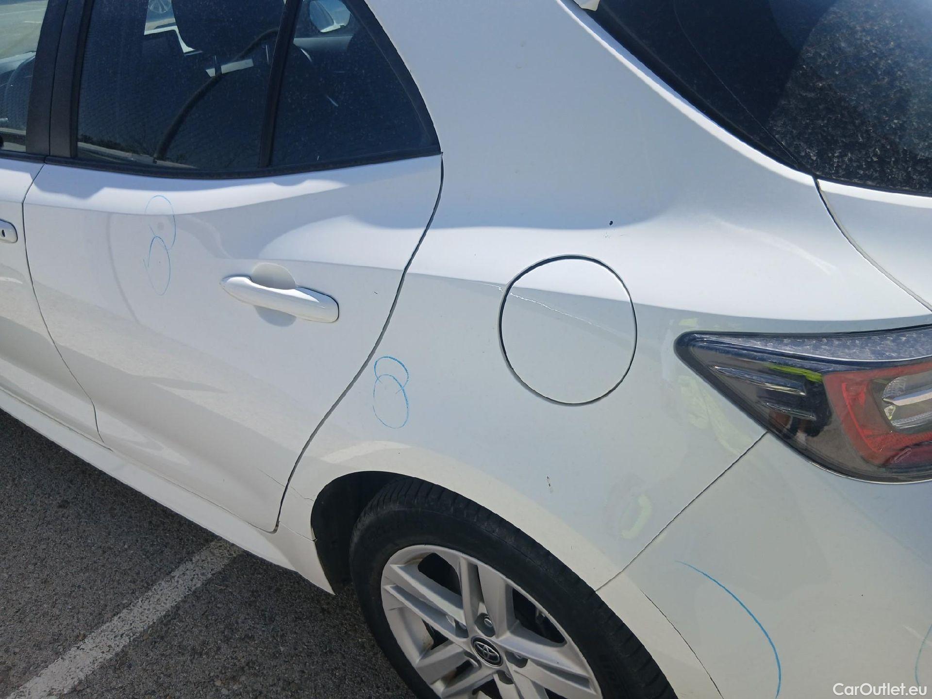  Toyota  Corolla TOYOTA  / 2019 / 5P / berlina con portón 1.8 125H BUSINESS PLUS E-CVT #14