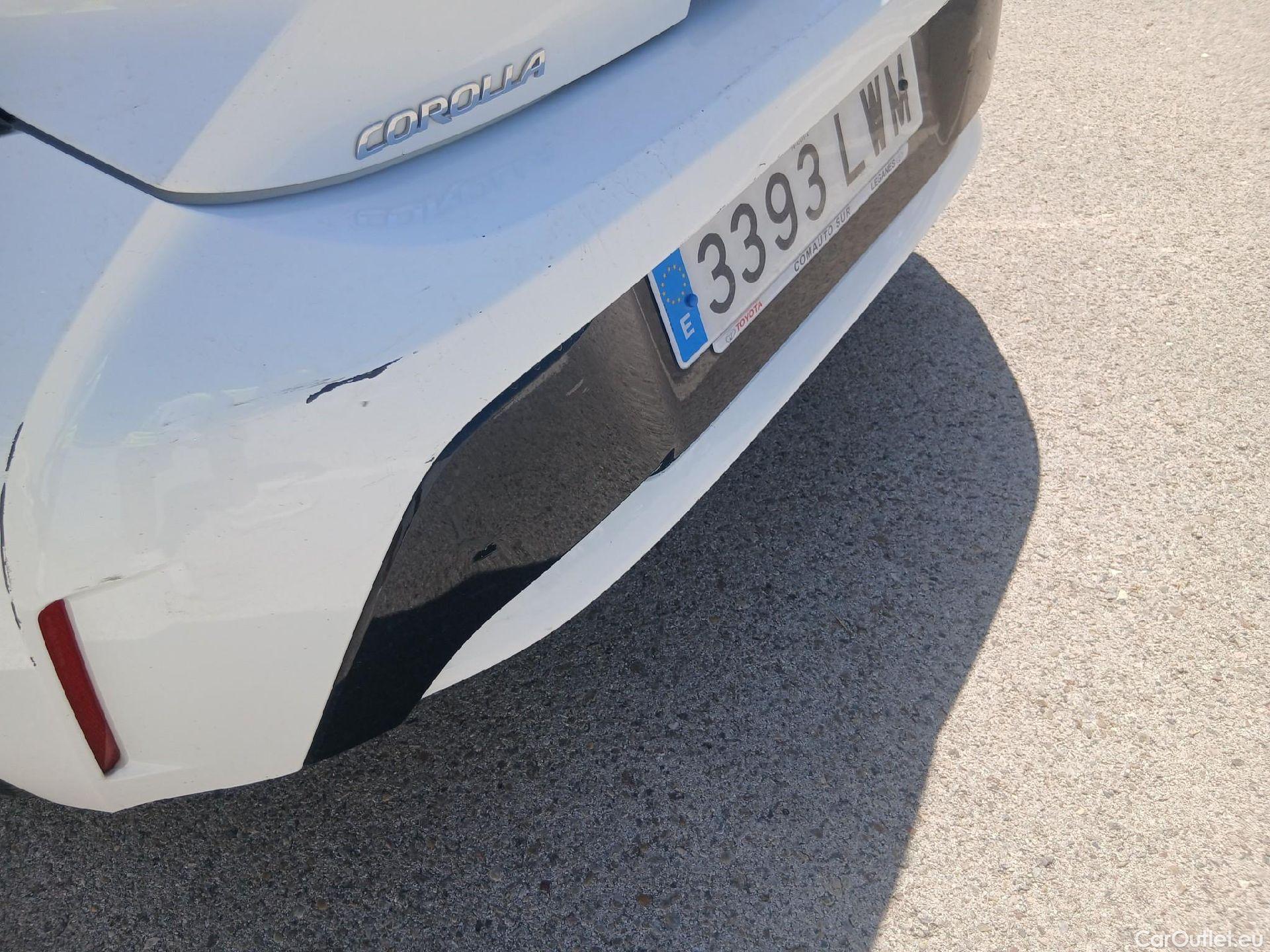  Toyota  Corolla TOYOTA  / 2019 / 5P / berlina con portón 1.8 125H BUSINESS PLUS E-CVT #20