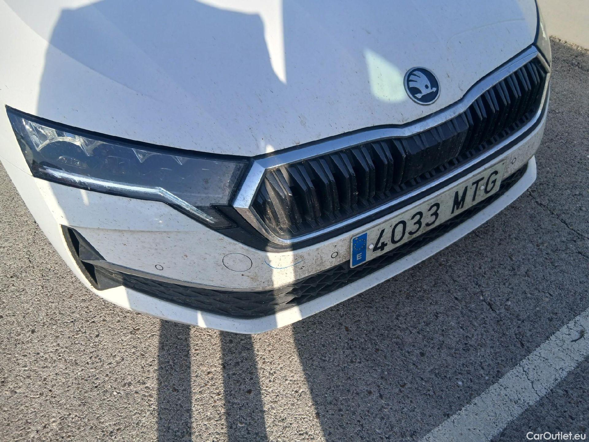  Skoda  Octavia  Combi 2.0 TDI 110 kW Selection TDI 150CV AT7 6E #2