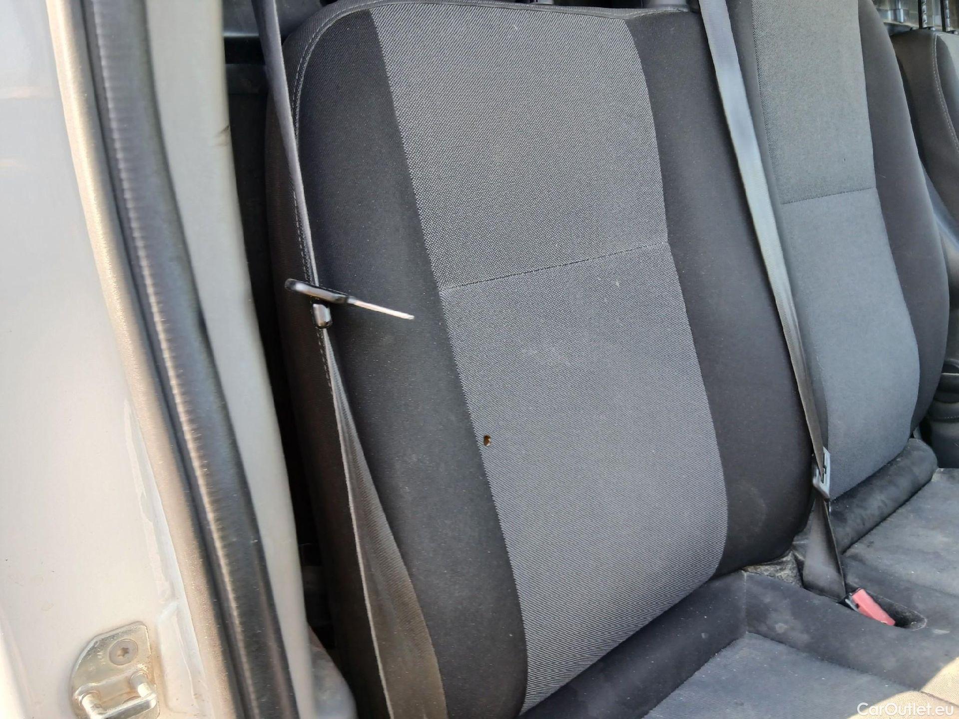  Nissan  NV400 NISSAN  / 2011 / 4P / furgón L2H2 3,5T 2.3dCi EU6 96kW FWD BASIC #38