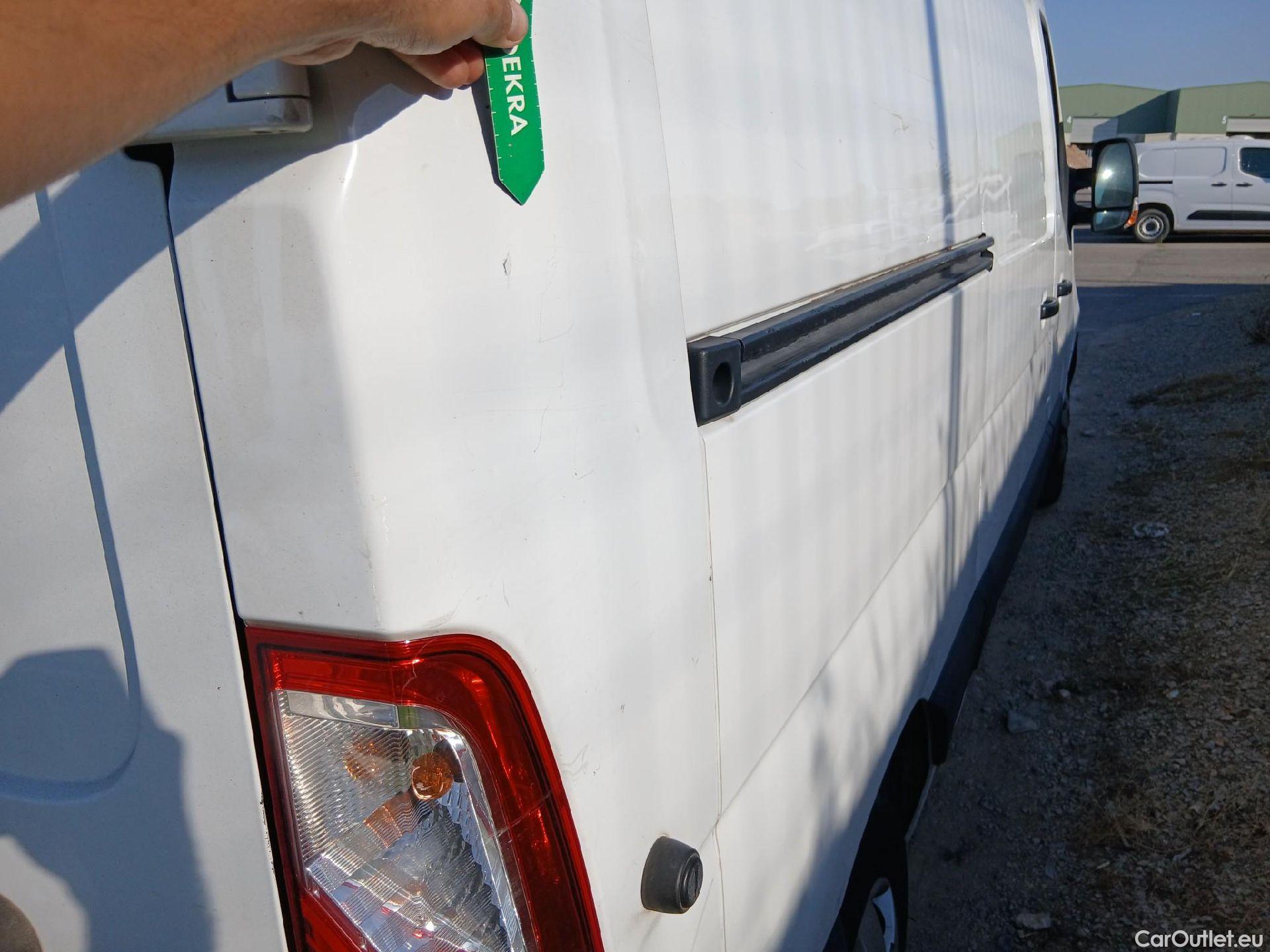  Nissan  NV400 NISSAN  / 2011 / 4P / furgón L2H2 3,5T 2.3dCi EU6 96kW FWD BASIC #24