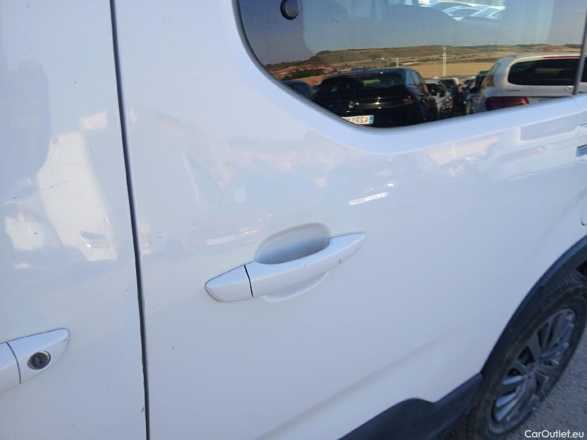  Peugeot  RIFTER PEUGEOT  / 2018 / 5P / monovolumen compacto Active Pack Standard BlueHDi 73kW #12