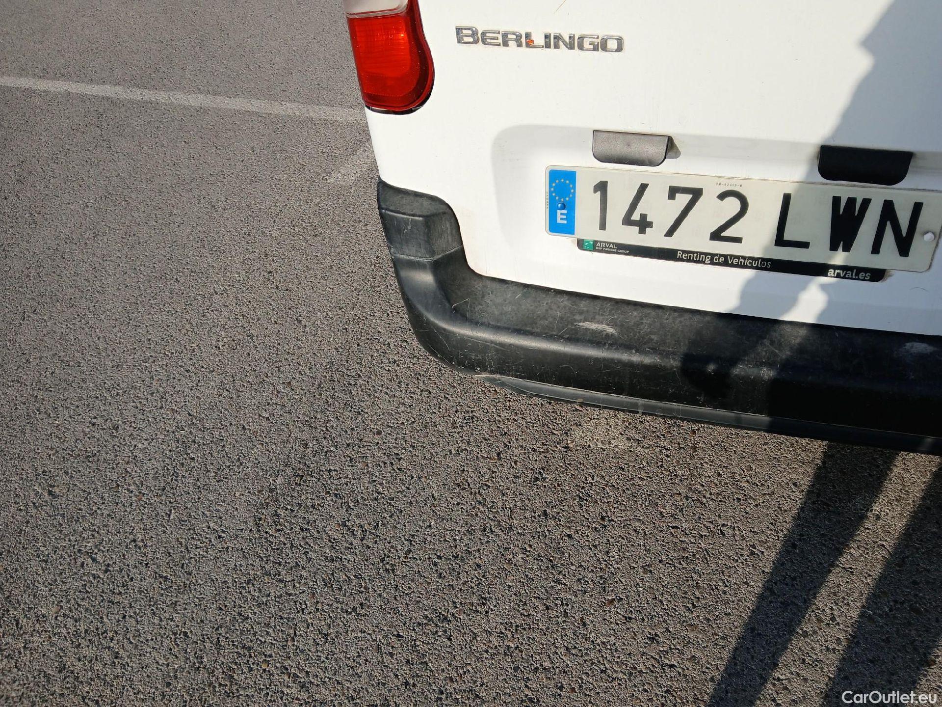  Citroen  Berlingo CITROEN  / 2018 / 4P / furgón derivado de turismo Talla XL BlueHDi 100 CONTROL #17