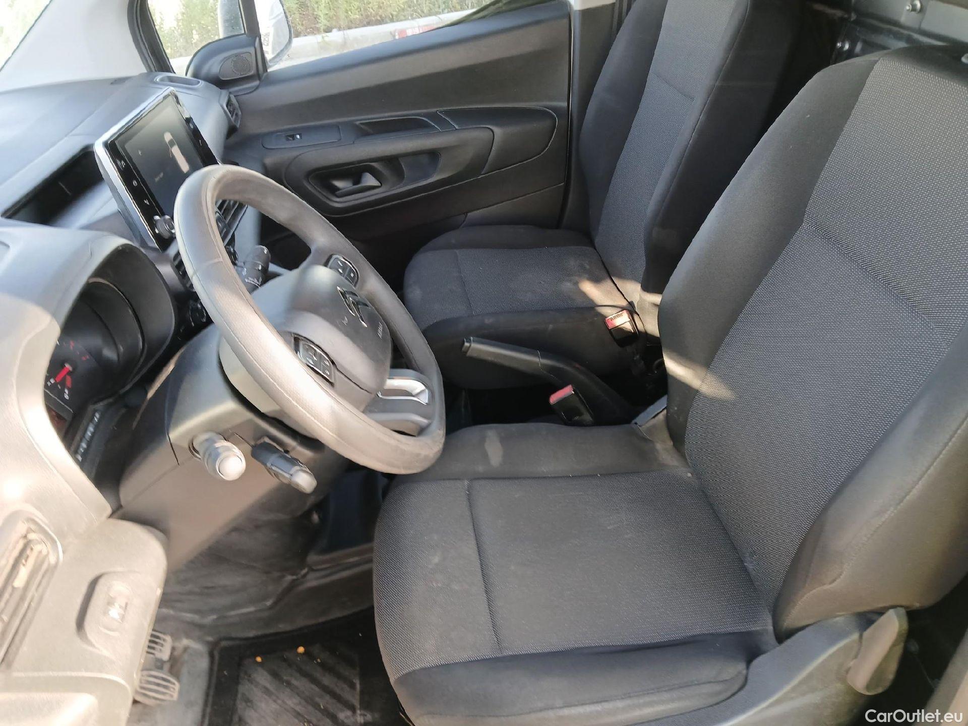  Citroen  Berlingo CITROEN  / 2018 / 4P / furgón derivado de turismo Talla XL BlueHDi 100 CONTROL #1
