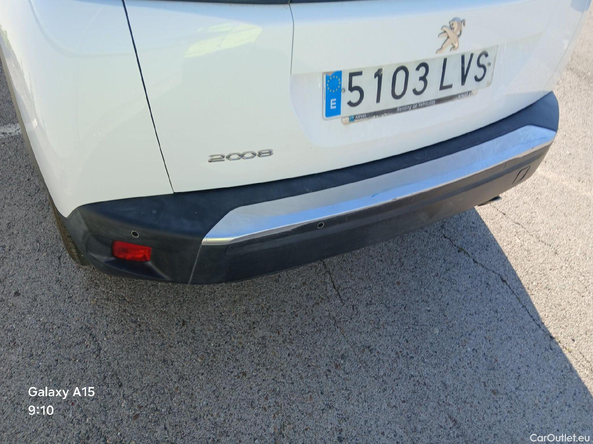  Peugeot  2008 PEUGEOT  / 2019 / 5P / todoterreno Active BlueHDI 81kW (110CV) #8