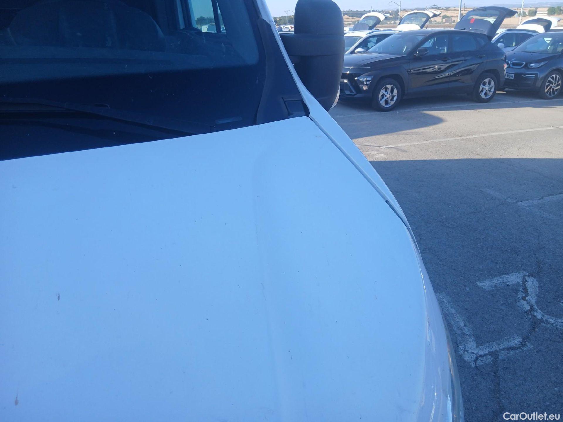  Nissan  NV400 NISSAN  / 2011 / 4P / furgón L2H2 3,5T 2.3dCi EU6 96kW FWD BASIC #1