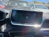  Peugeot  2008 PEUGEOT  / 2019 / 5P / todoterreno Allure BlueHDI 100 S&S BVM6 (AC) #13