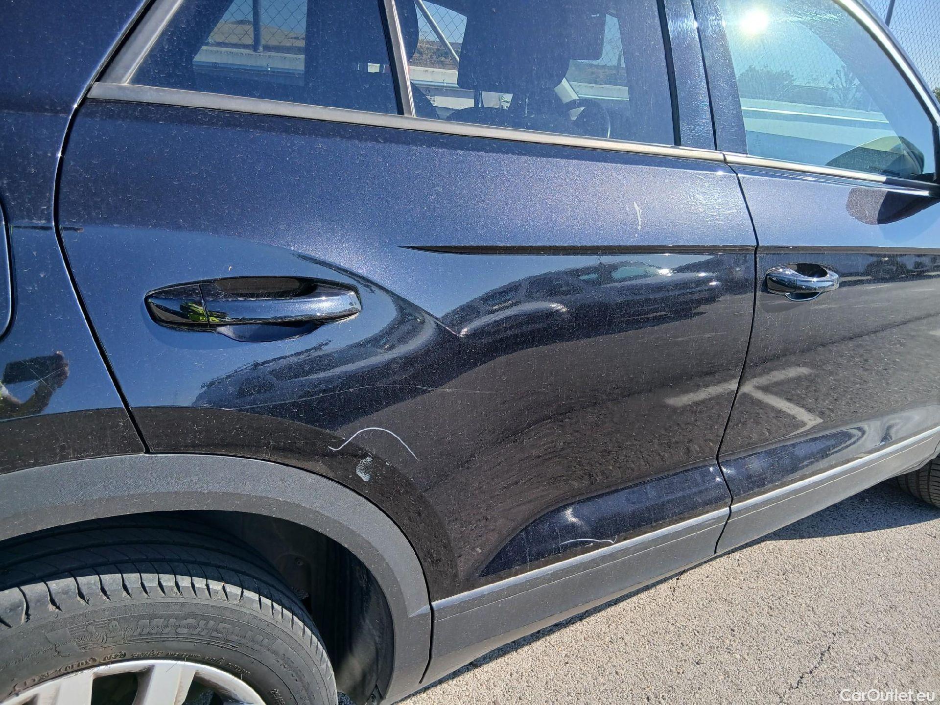  Volkswagen  T-ROC VOLKSWAGEN  / 2017 / 5P / todoterreno Advance 1.6 TDI 85 kw (115CV) (AC) #36