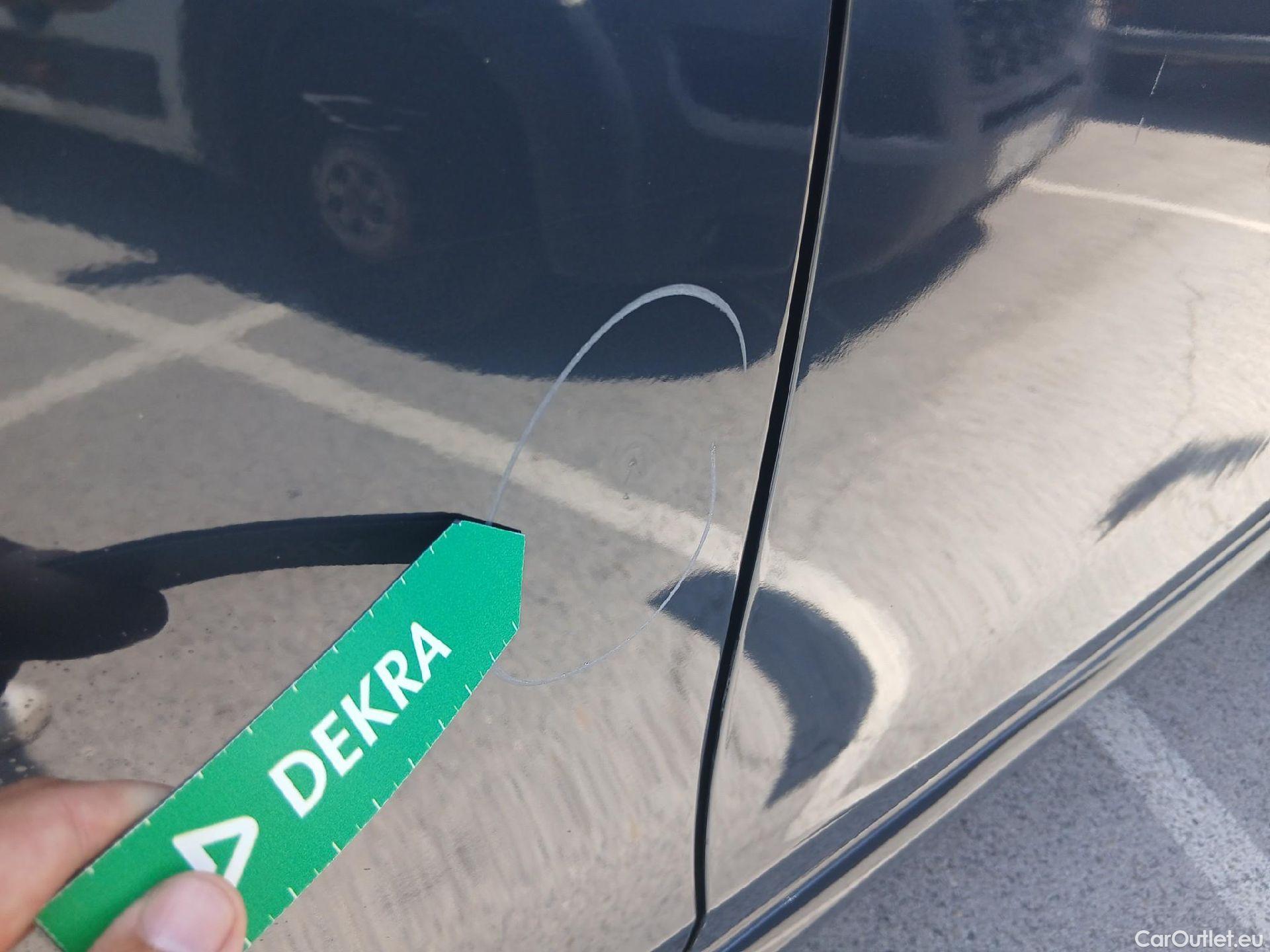  Volvo  XC90 VOLVO  / 2019 / 5P / todoterreno 2.0 B5 D AWD Momentum Pro Auto #36