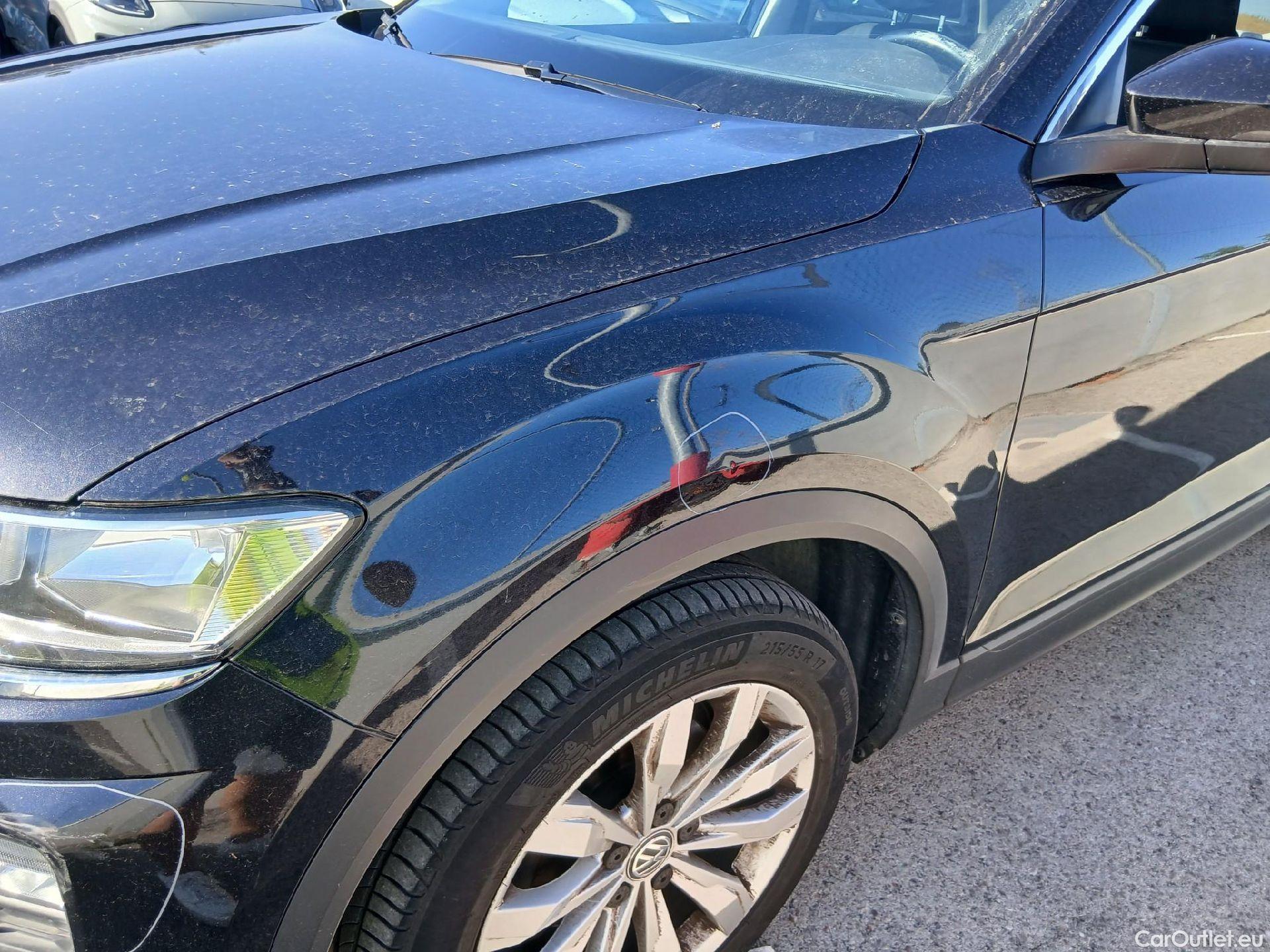  Volkswagen  T-ROC VOLKSWAGEN  / 2017 / 5P / todoterreno Advance 1.6 TDI 85 kw (115CV) (AC) #13
