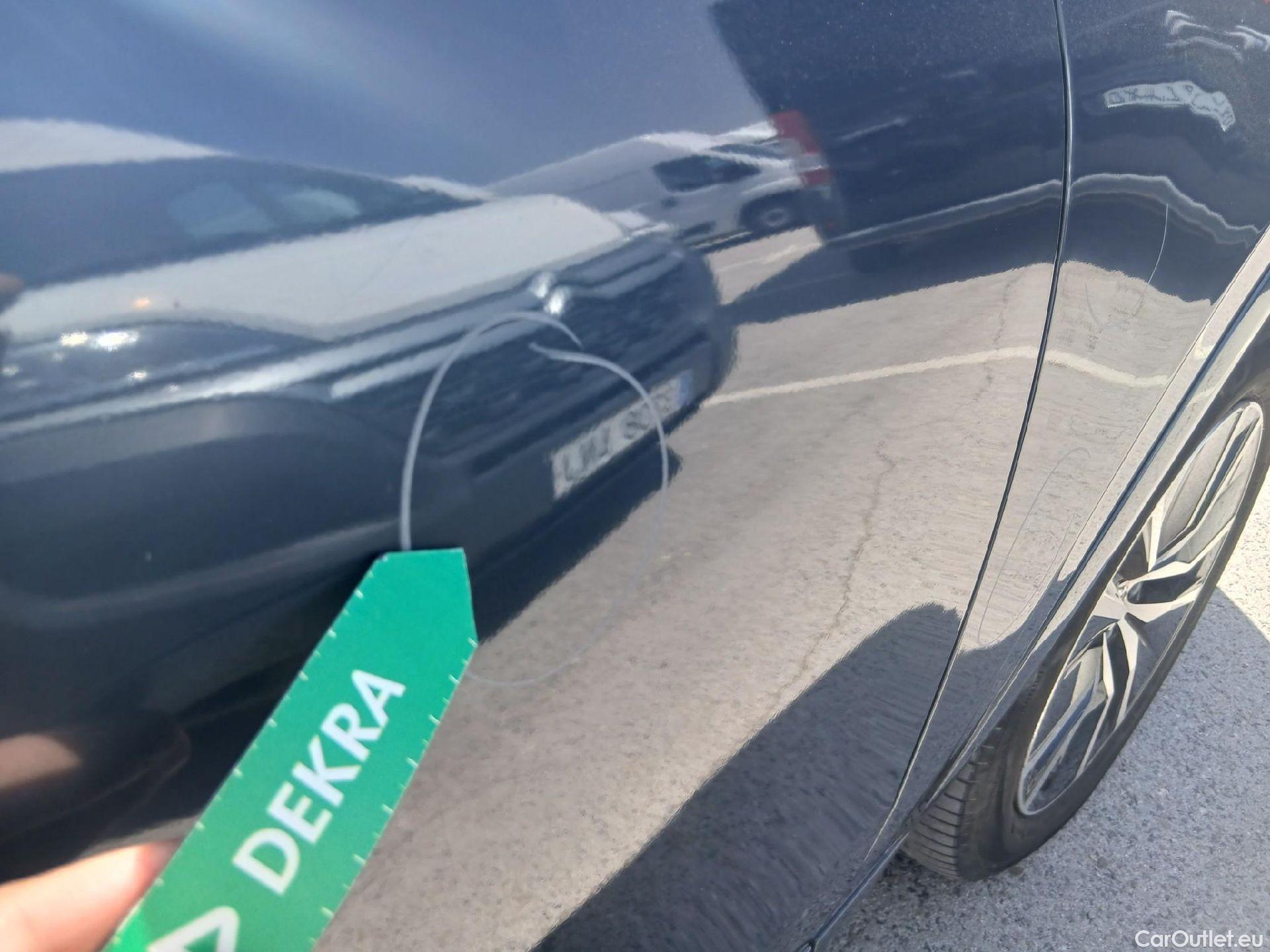  Volvo  XC90 VOLVO  / 2019 / 5P / todoterreno 2.0 B5 D AWD Momentum Pro Auto #40