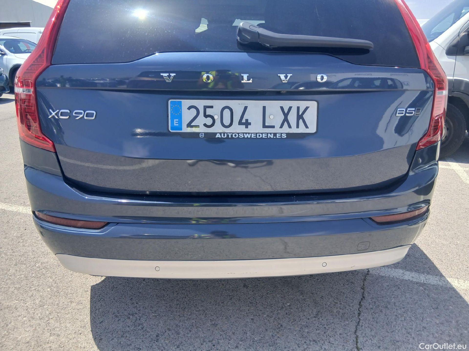  Volvo  XC90 VOLVO  / 2019 / 5P / todoterreno 2.0 B5 D AWD Momentum Pro Auto #25