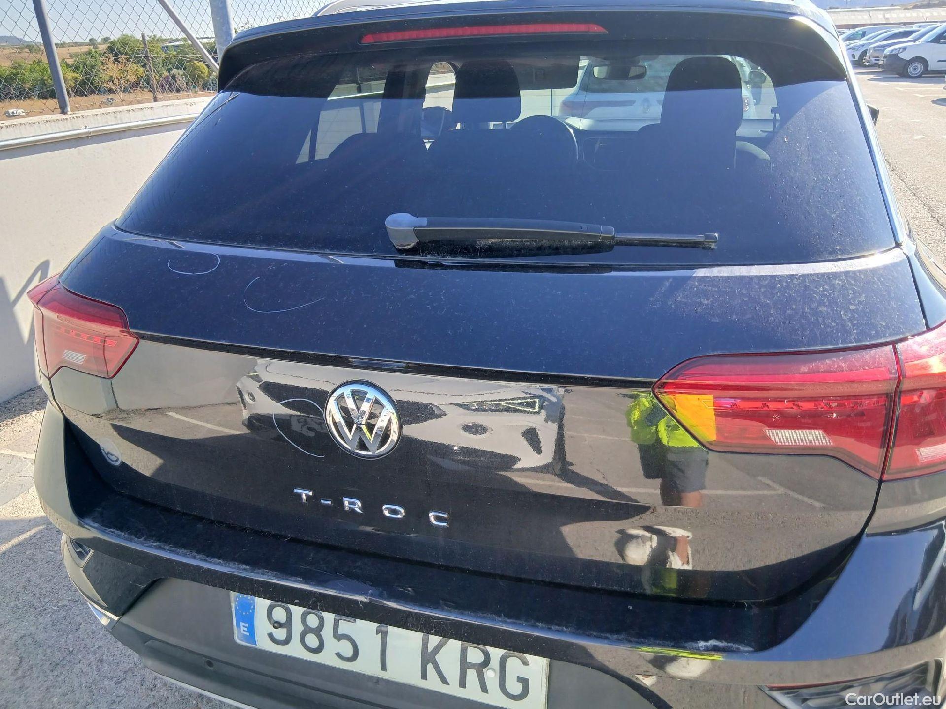  Volkswagen  T-ROC VOLKSWAGEN  / 2017 / 5P / todoterreno Advance 1.6 TDI 85 kw (115CV) (AC) #22