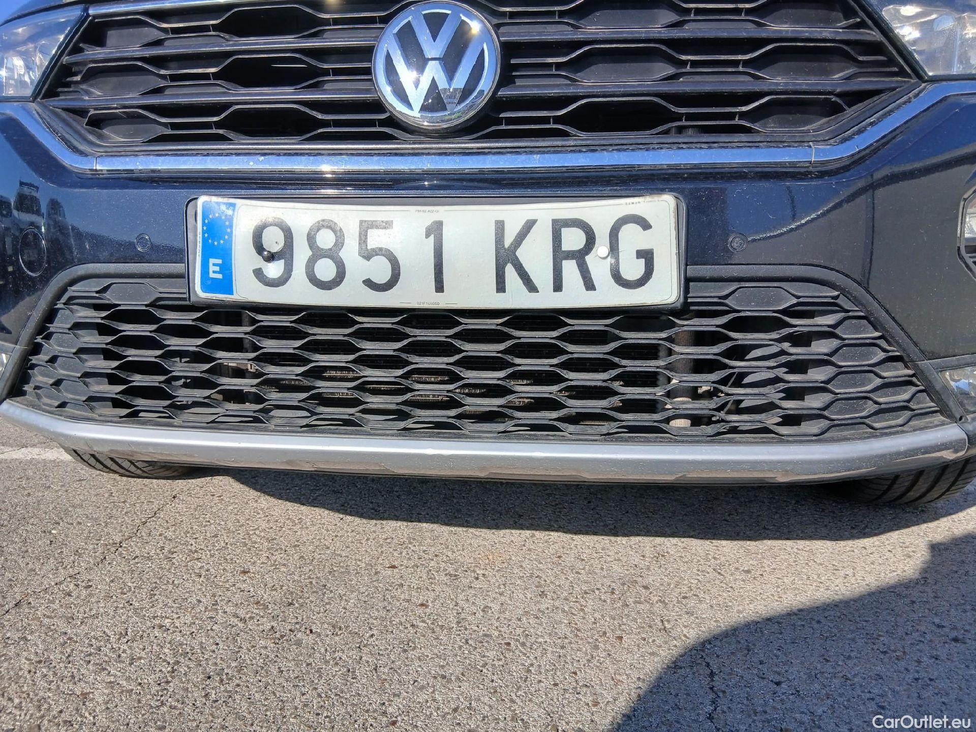  Volkswagen  T-ROC VOLKSWAGEN  / 2017 / 5P / todoterreno Advance 1.6 TDI 85 kw (115CV) (AC) #9
