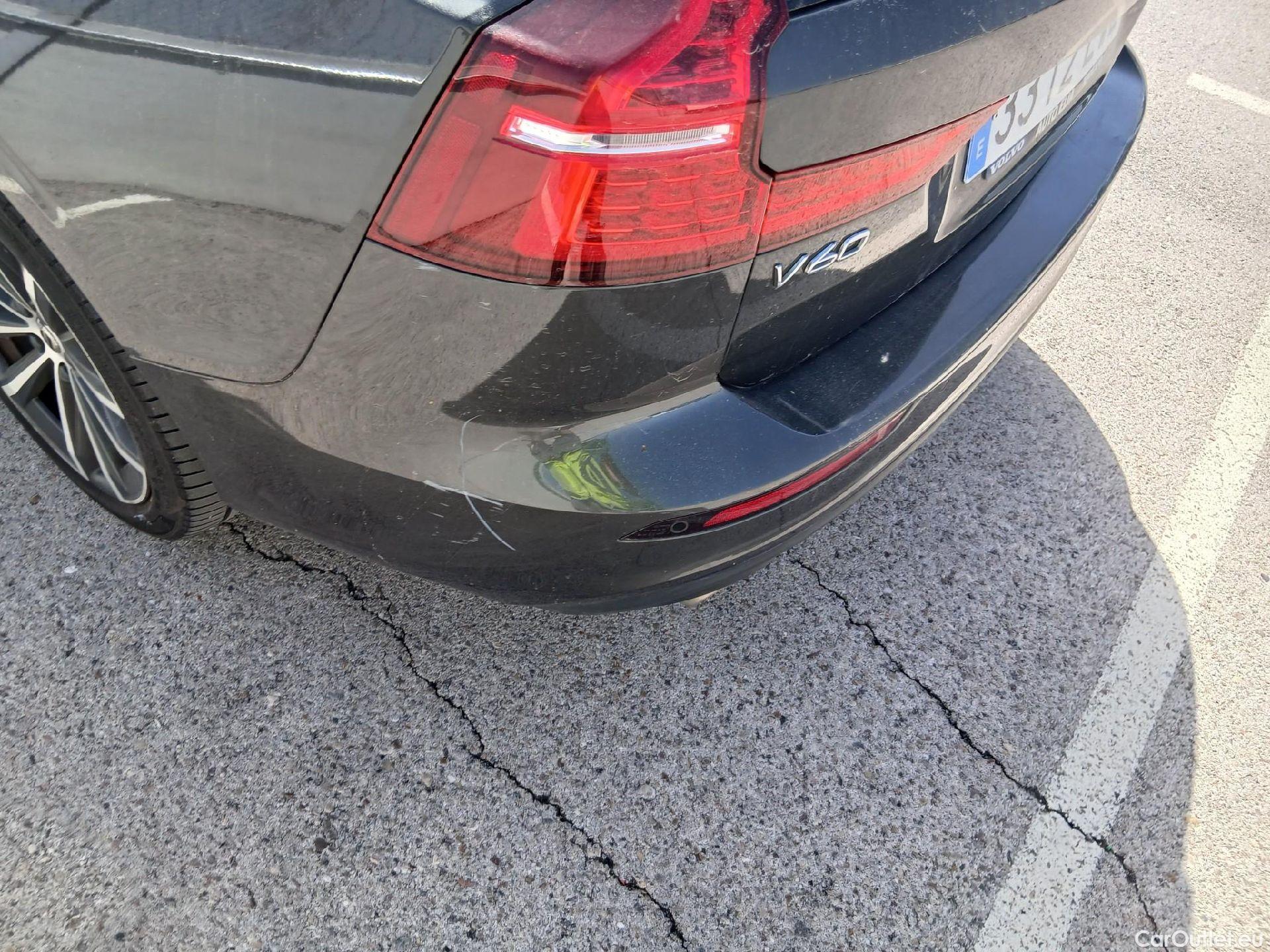  Volvo  V60 VOLVO  / 2018 / 5P / familiar 2.0 B4 (D) Momentum Auto #21