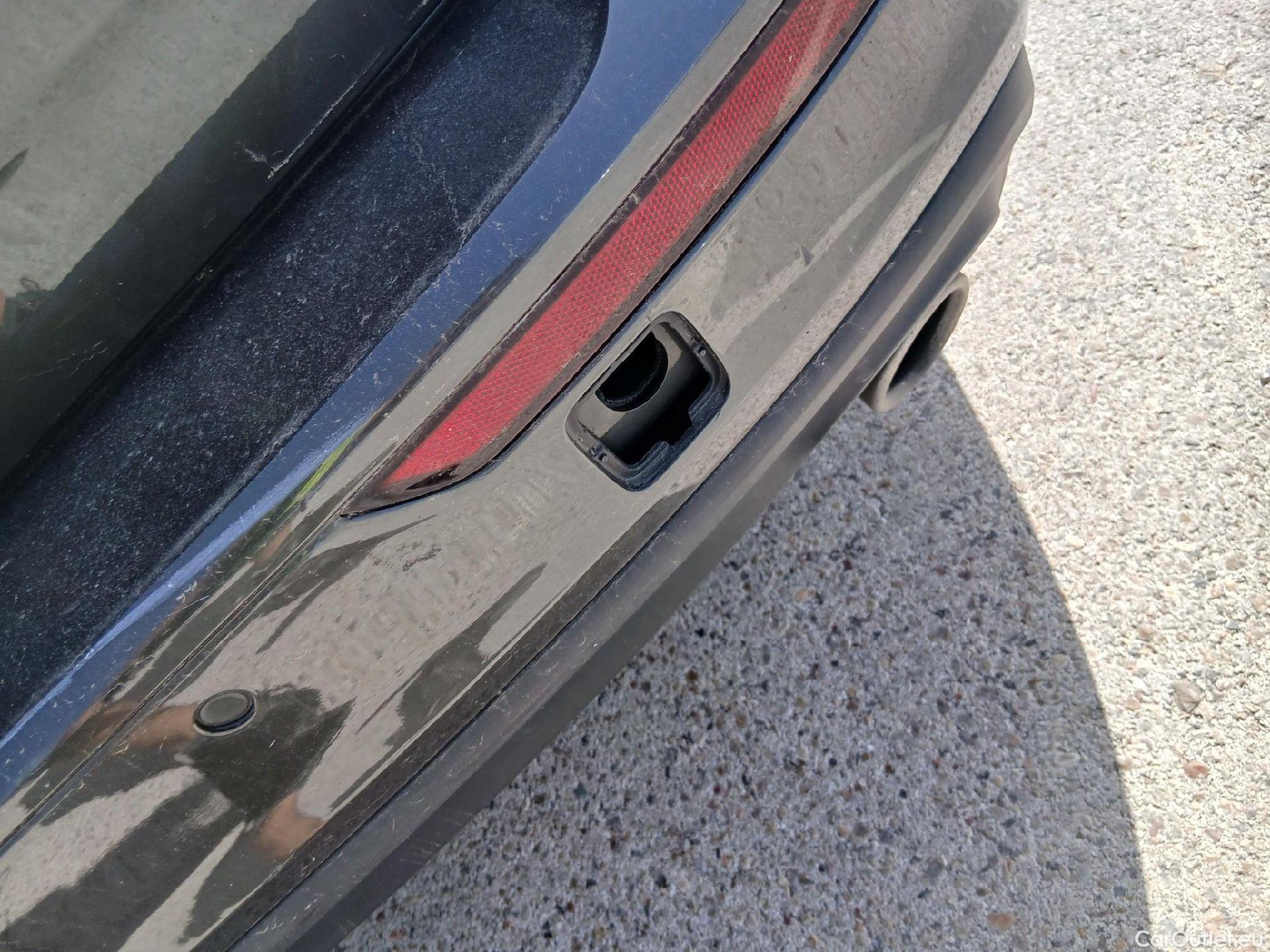  Volvo  V60 VOLVO  / 2018 / 5P / familiar 2.0 B4 (D) Momentum Auto #24