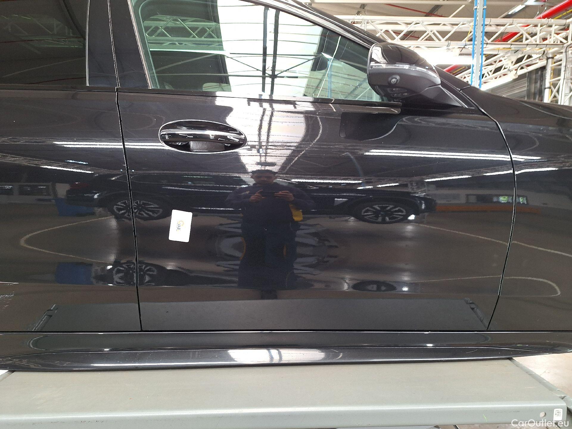  Mercedes  C-Klasse Mercedes, C-Class '21 PHEV, Mercedes-Benz  Berline C 300 e AMG Line 4d #9