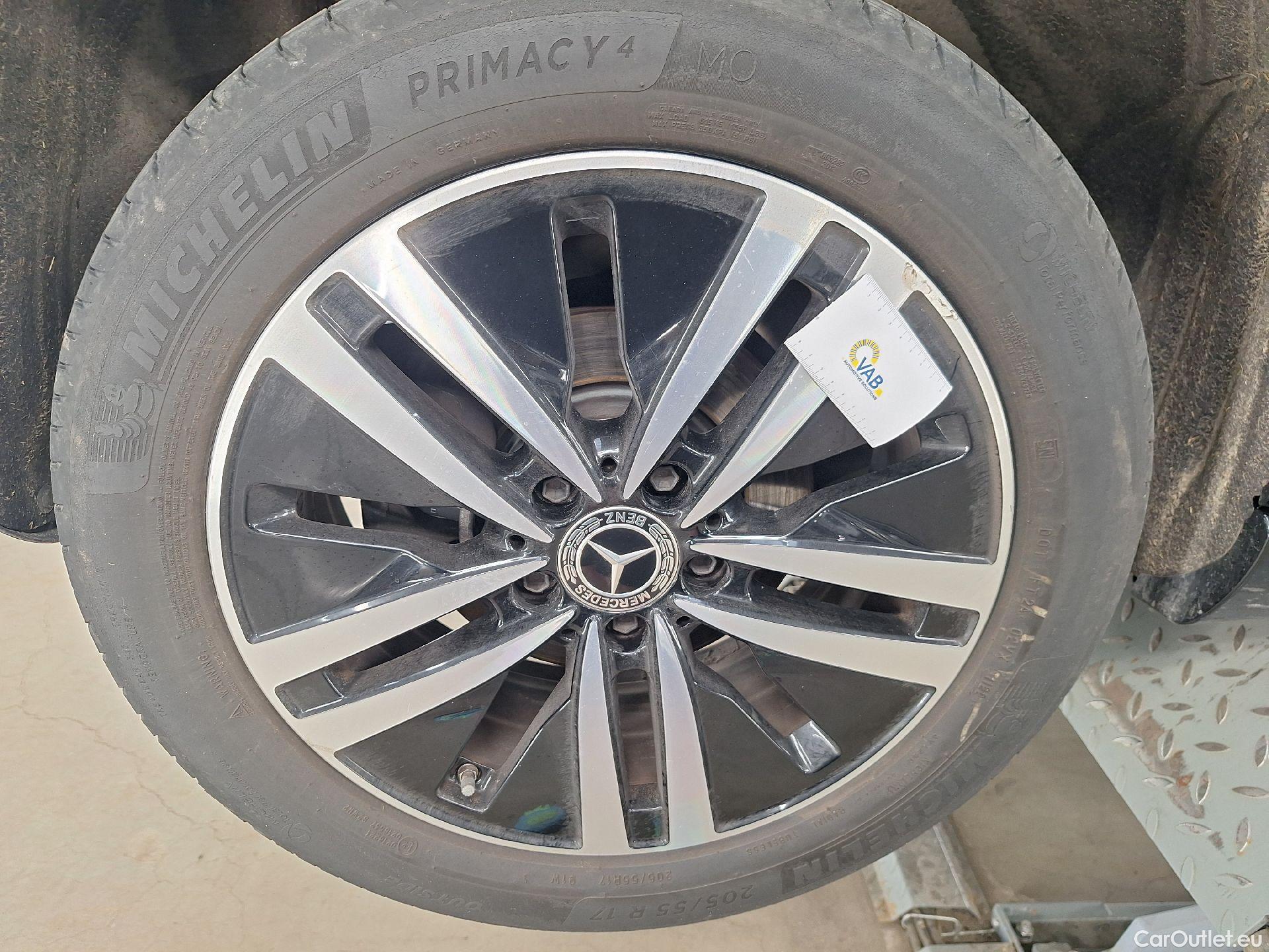  Mercedes  A-Klasse Mercedes, A-Class '18, Mercedes-Benz  A 180 5d #40
