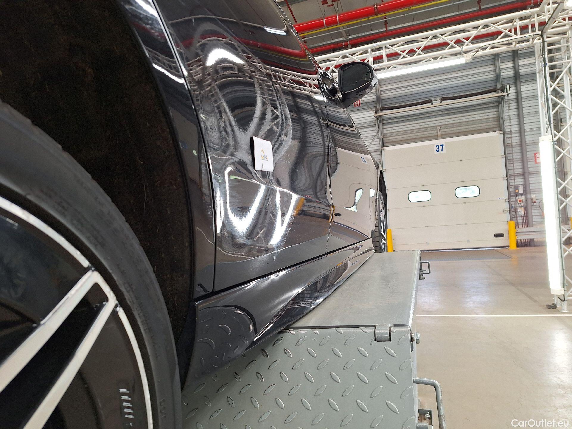  Mercedes  C-Klasse Mercedes, C-Class '21 PHEV, Mercedes-Benz  Berline C 300 e AMG Line 4d #25