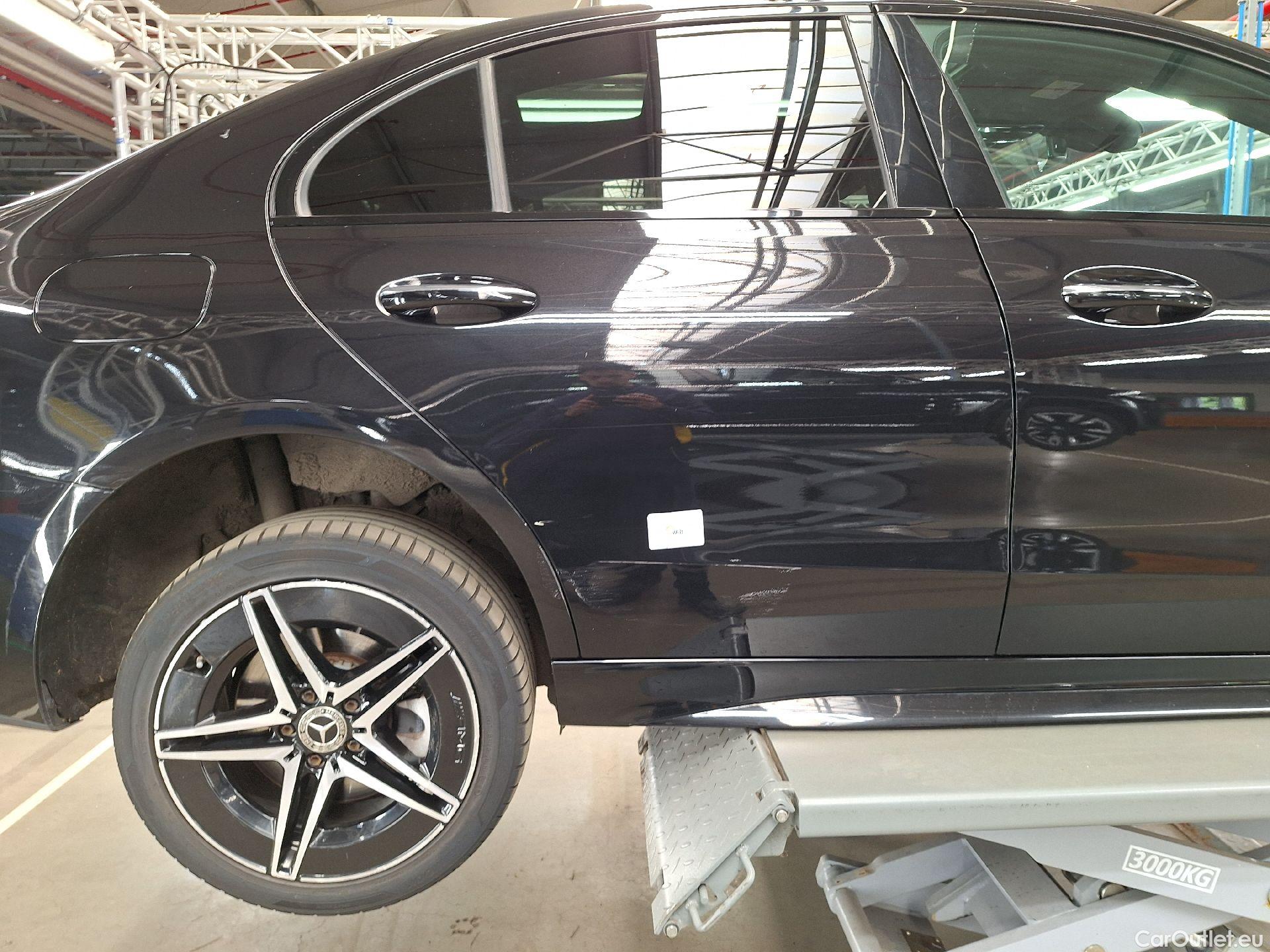  Mercedes  C-Klasse Mercedes, C-Class '21 PHEV, Mercedes-Benz  Berline C 300 e AMG Line 4d #24