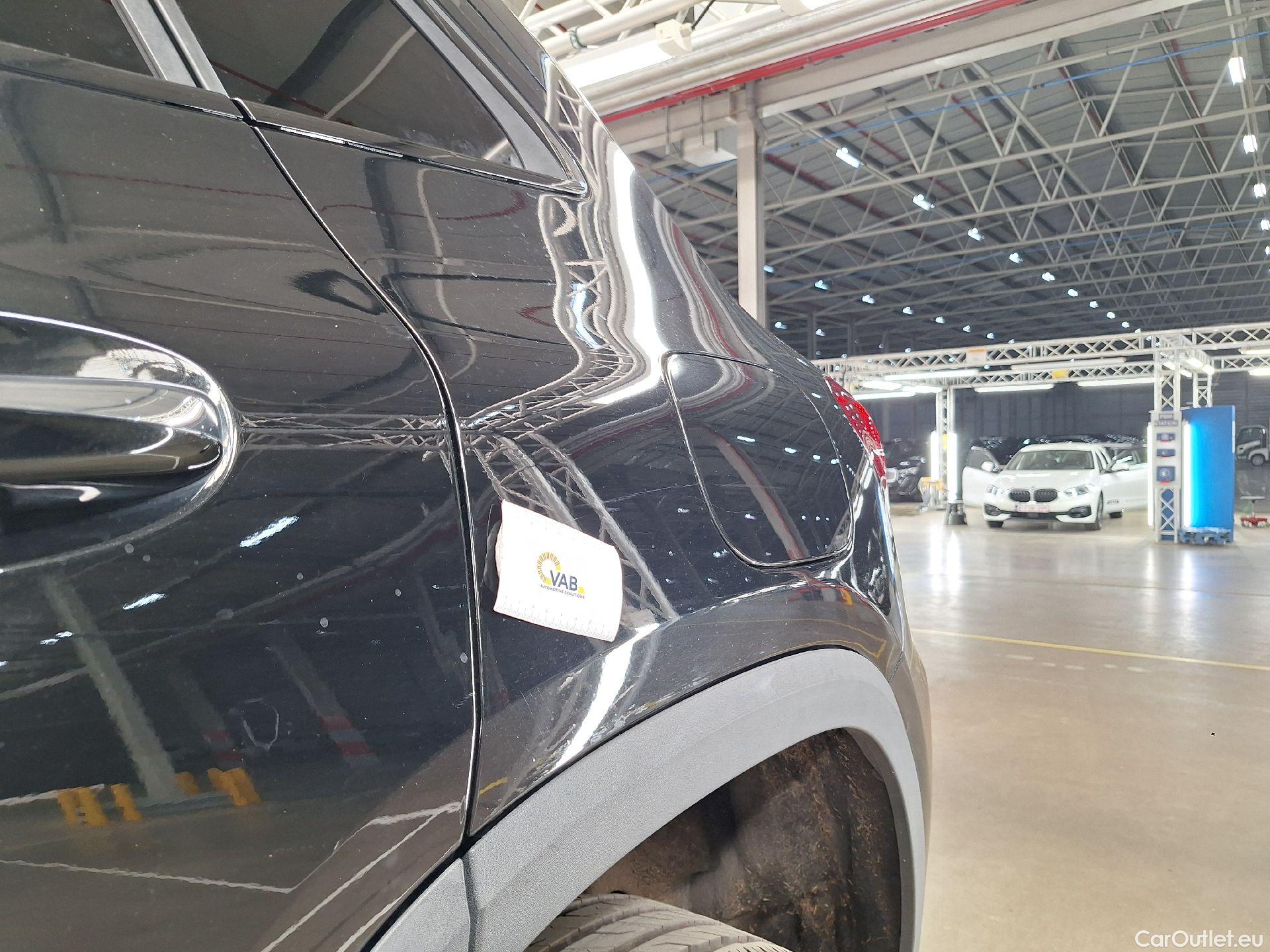  Mercedes  GLA Mercedes,  '20, Mercedes-Benz   200 d Business Solution 5d #24