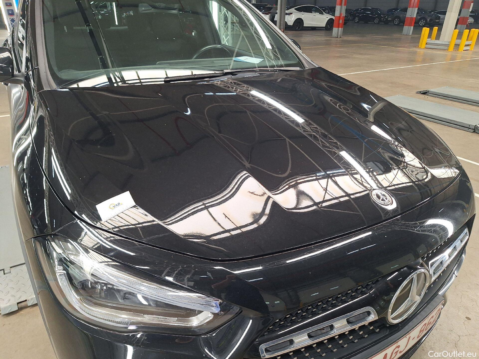  Mercedes  GLA Mercedes,  '20, Mercedes-Benz   200 d Business Solution 5d #1