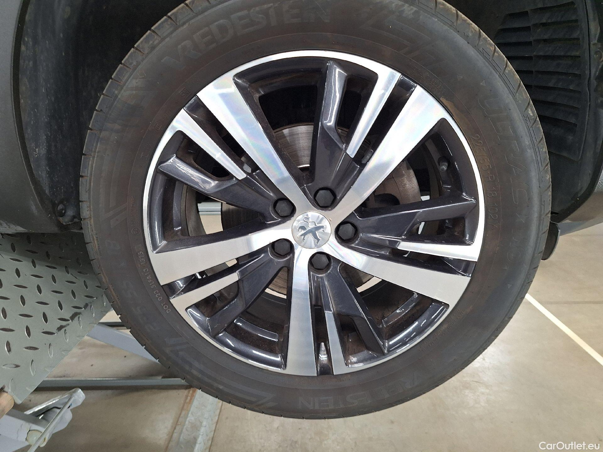  Peugeot  3008 Peugeot,  '16, Peugeot  1.5 BlueHDi 96kW S&S EAT8 GT Line 5d #11