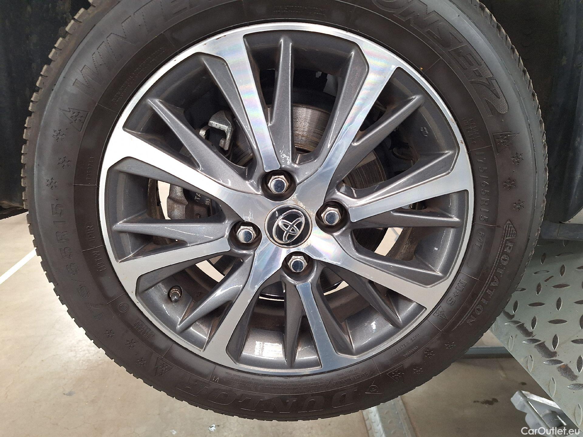  Toyota  Yaris Toyota,  '17, Toyota  1.5 Dual VVT-ie Y20 5d #16
