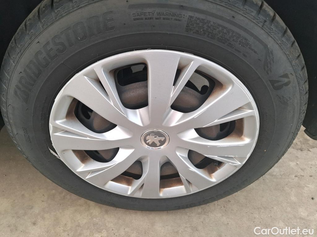  Peugeot  208  Affaire Premium Pack 1.5 HDi 100CV BVM5 E6dT #26