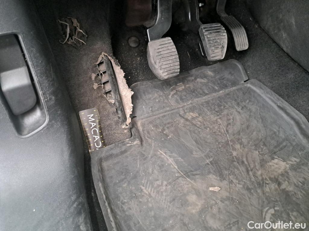  Citroen  C3  Société Feel 1.2 PureTech 80CV BVM5 6E #1