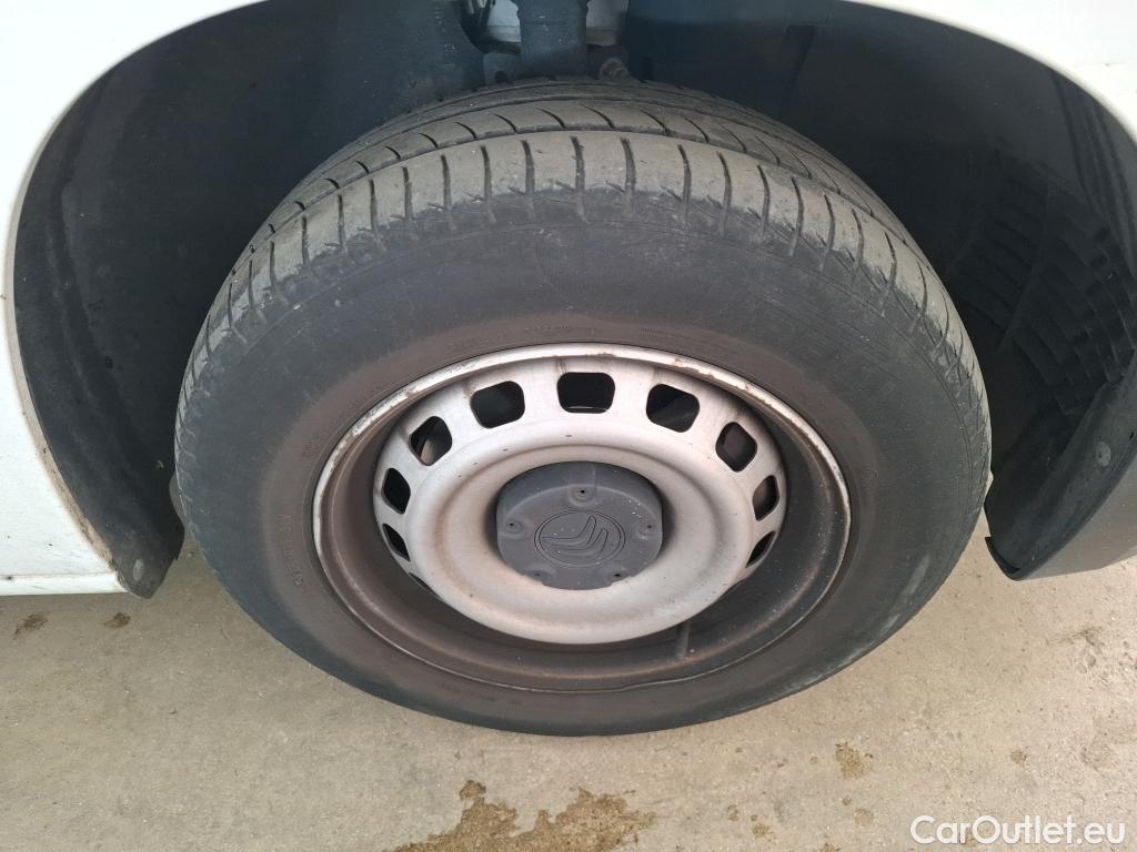  Citroen  Berlingo  Fourgon Club M 650 1.5 BlueHDi 100CV BVM6 E6d #20