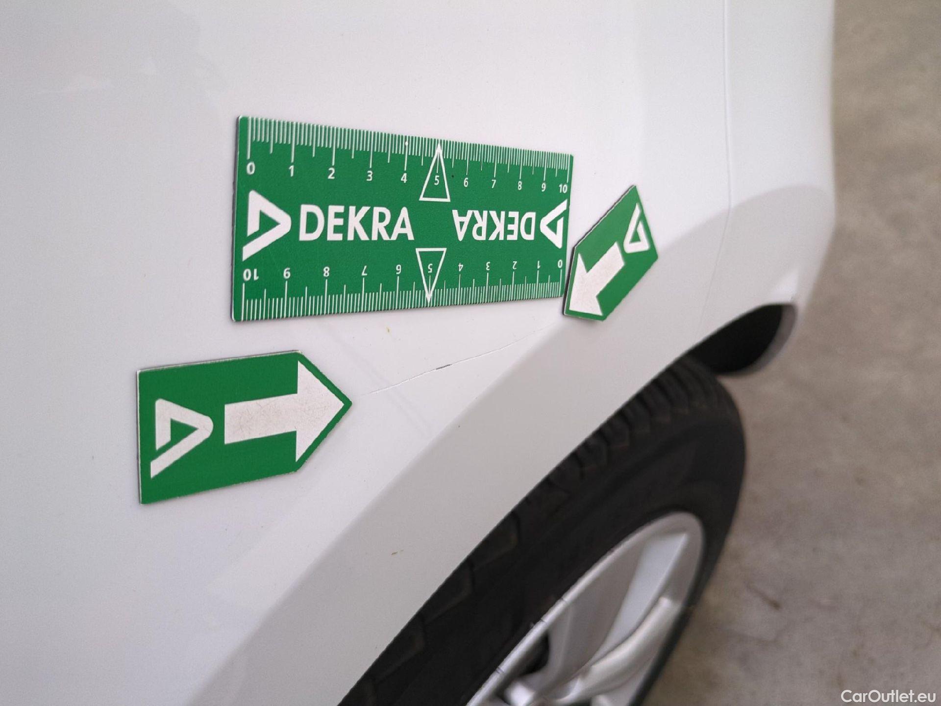  Renault  Clio  V Société Air Nav 1.5 dCi 85CV BVM6 E6dT #37