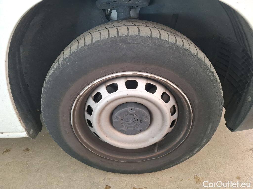  Citroen  Berlingo  Fourgon Club M 650 1.5 BlueHDi 100CV BVM6 E6d #21