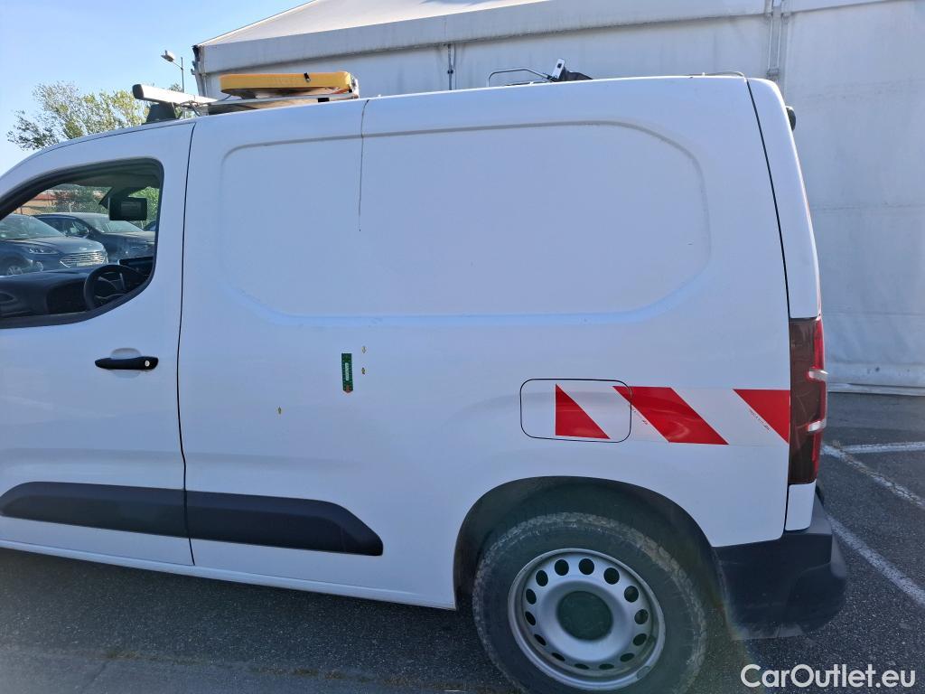  Citroen  Berlingo  Fourgon Worker M 1000 1.2 PureTech 130CV BVA8 E6d #70