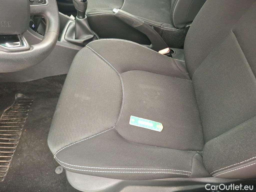  Renault  Clio  IV Air 1.5 dCi 75CV BVM5 E6 #17
