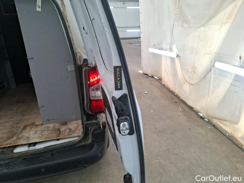 Citroen  Berlingo CITROEN  Van / 2018 / 4P / Fourgonnette Taille M 650kg BlueHDi 100 S&S BVM Club #77