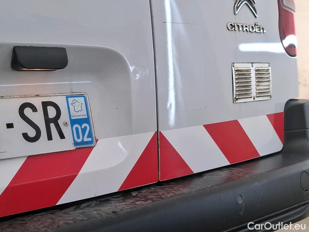  Citroen  Berlingo CITROEN  Van / 2018 / 4P / Fourgonnette Taille M 650kg BlueHDi 100 S&S BVM Club #41