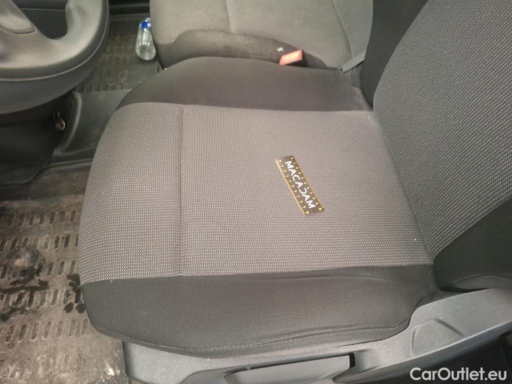  Citroen  Berlingo CITROEN  Van / 2018 / 4P / Fourgonnette Taille M 650kg BlueHDi 100 S&S BVM Club #73