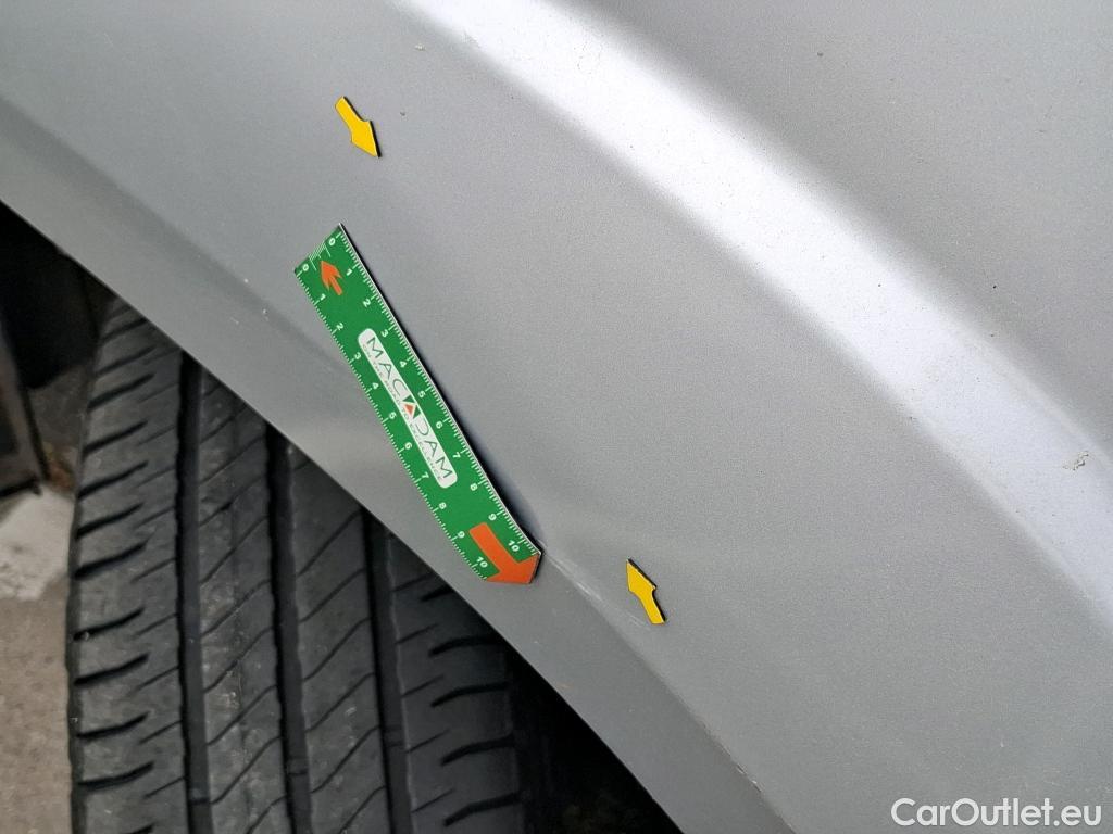  Citroen  Jumper CITROEN  / 2014 / 4P / Fourgon tôlé 30 L2H2 BlueHDi 130 BVM6 Business #32