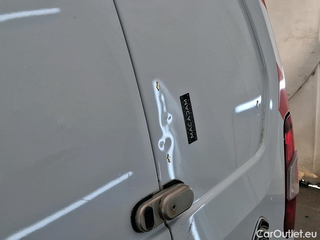  Citroen  Berlingo CITROEN  Van / 2018 / 4P / Fourgonnette Taille M 650kg BlueHDi 100 S&S BVM Club #42