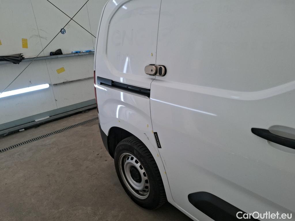  Citroen  Berlingo CITROEN  Van / 2018 / 4P / Fourgonnette Taille M 650kg BlueHDi 100 S&S BVM Club #1