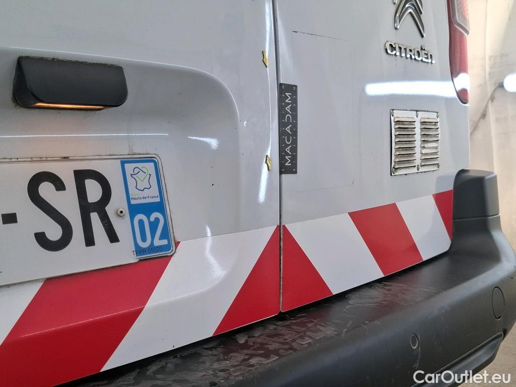  Citroen  Berlingo CITROEN  Van / 2018 / 4P / Fourgonnette Taille M 650kg BlueHDi 100 S&S BVM Club #34