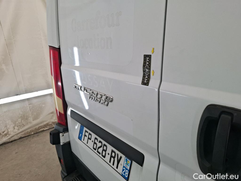  Fiat  Ducato FIAT  2014  4P  Fourgon tôlé Maxi 35 XL H2 2 3 Mjet 140 Pack Pro Nav #33