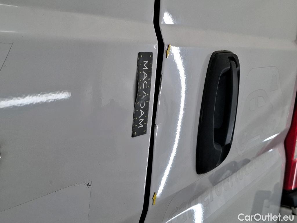  Fiat  Ducato FIAT  2014  4P  Fourgon tôlé Maxi 35 XL H2 2 3 Mjet 140 Pack Pro Nav #7
