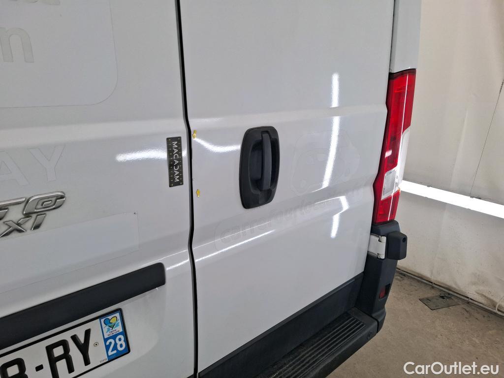  Fiat  Ducato FIAT  2014  4P  Fourgon tôlé Maxi 35 XL H2 2 3 Mjet 140 Pack Pro Nav #6