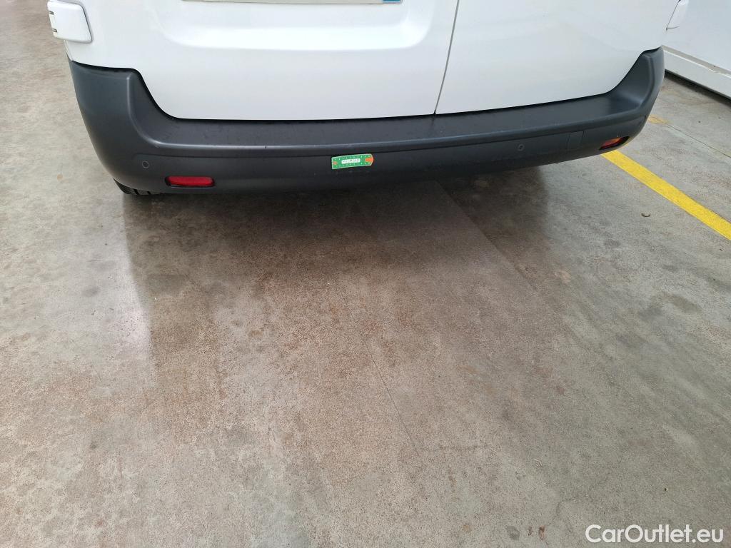  Peugeot  Expert  Fourgon Premium L2 1.5 HDi 120CV BVM6 E6d #23