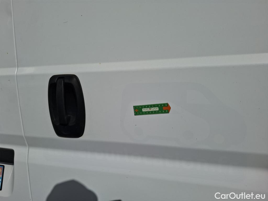  Fiat  Ducato FIAT  2014 4P Fourgon tôlé 3.0 M H2 2.3 Multijet 120 Pack Pro Nav #65