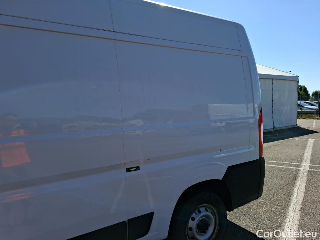  Fiat  Ducato FIAT  2014 4P Fourgon tôlé 3.0 M H2 2.3 Multijet 120 Pack Pro Nav #3
