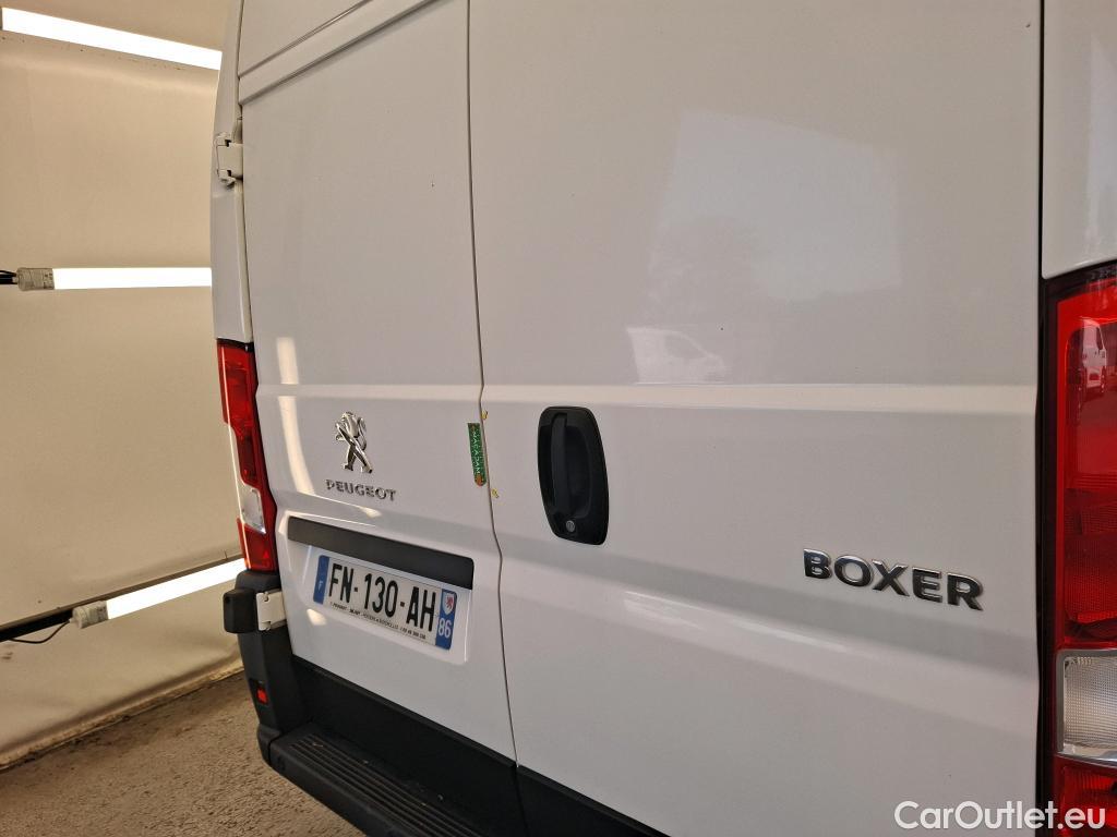  Peugeot  Boxer PEUGEOT  / 2014 / 4P / Fourgon tôlé BlueHDi S&S 120 ASPHALT 333 L2H2 #1