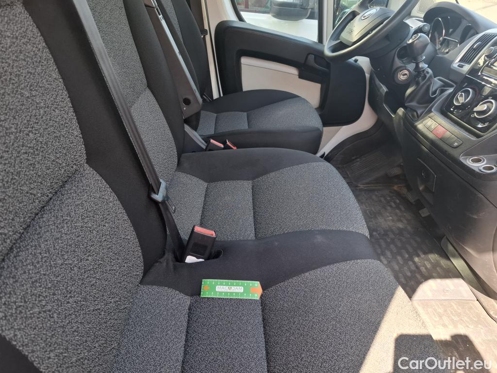  Fiat  Ducato FIAT  SC VU 2p Châssis cabine 35 L 23 Multijet 130 Pack Pro Nav #14